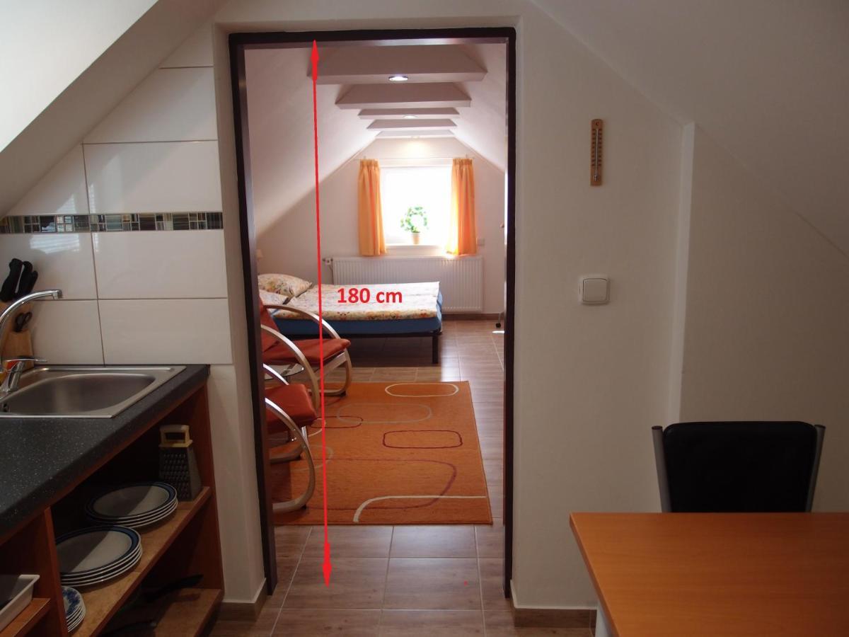 Penzion Cabak Vrchlabi Bagian luar foto